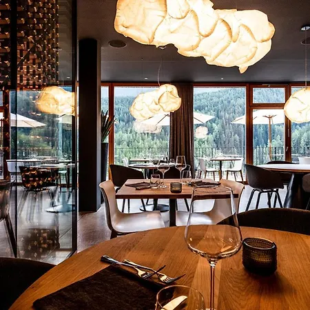 Arnica - Adults Only 3* Scuol