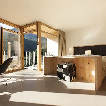 Arnica - Adults Only Scuol