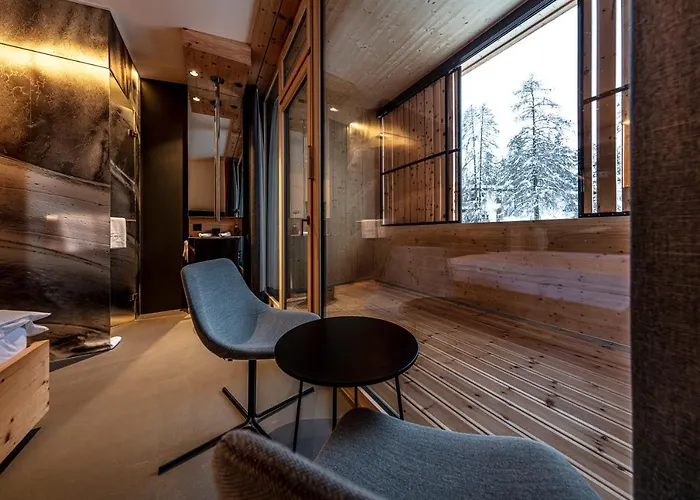 Arnica - Adults Only 3* Scuol