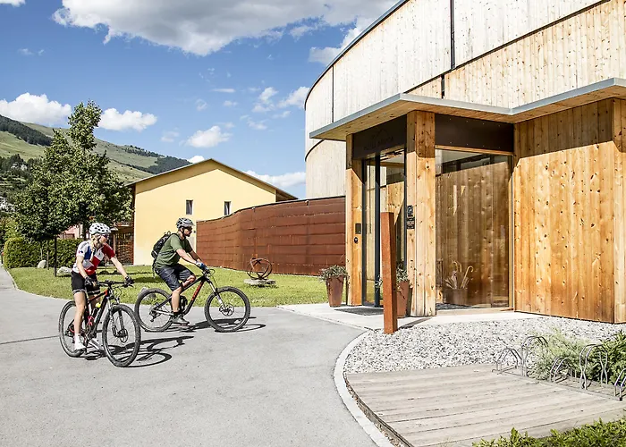 Hotel Arnica - Adults Only Scuol