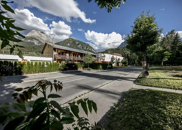 Hotel Arnica - Adults Only Scuol