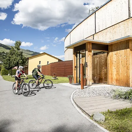 Hotel Arnica - Adults Only Scuol