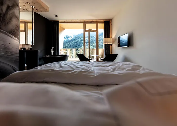 Arnica - Adults Only 3*